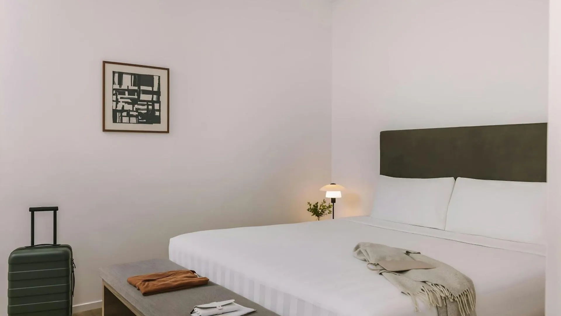 Sonder By Marriott Bonvoy Atelier Apartments Porta Romana Milan 4*,