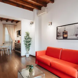Charming Brera - Madonnina Apartamento